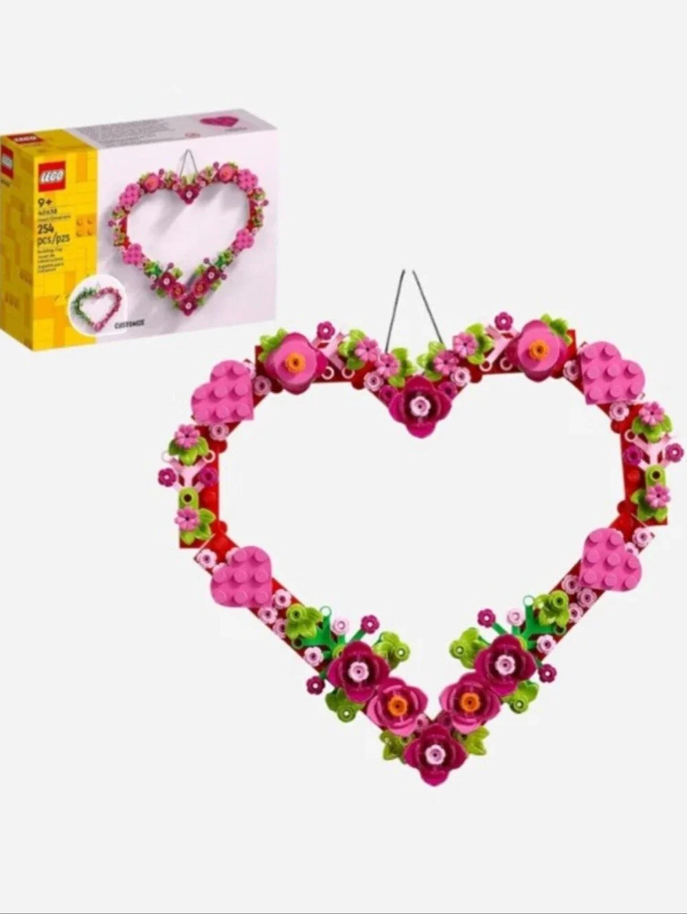 Lego Pink and Green Heart Ornament Floral Wreath. NWT Ages 9+ 254 PCS